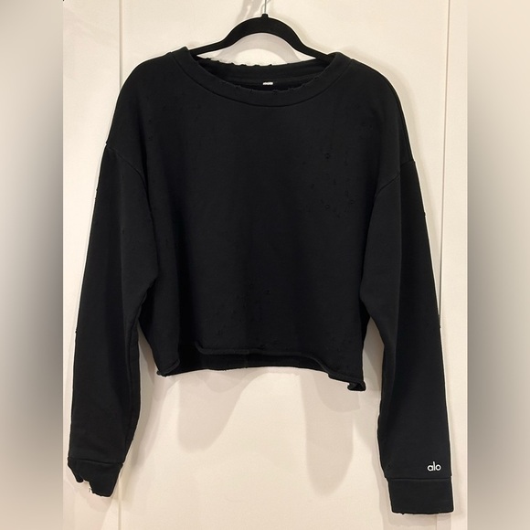 Alo Yoga Fierce Distressed Black Cropped Crewneck Sweatshirt - Picture 3 of 10